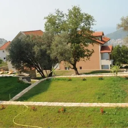 Villa Oasis * Budua